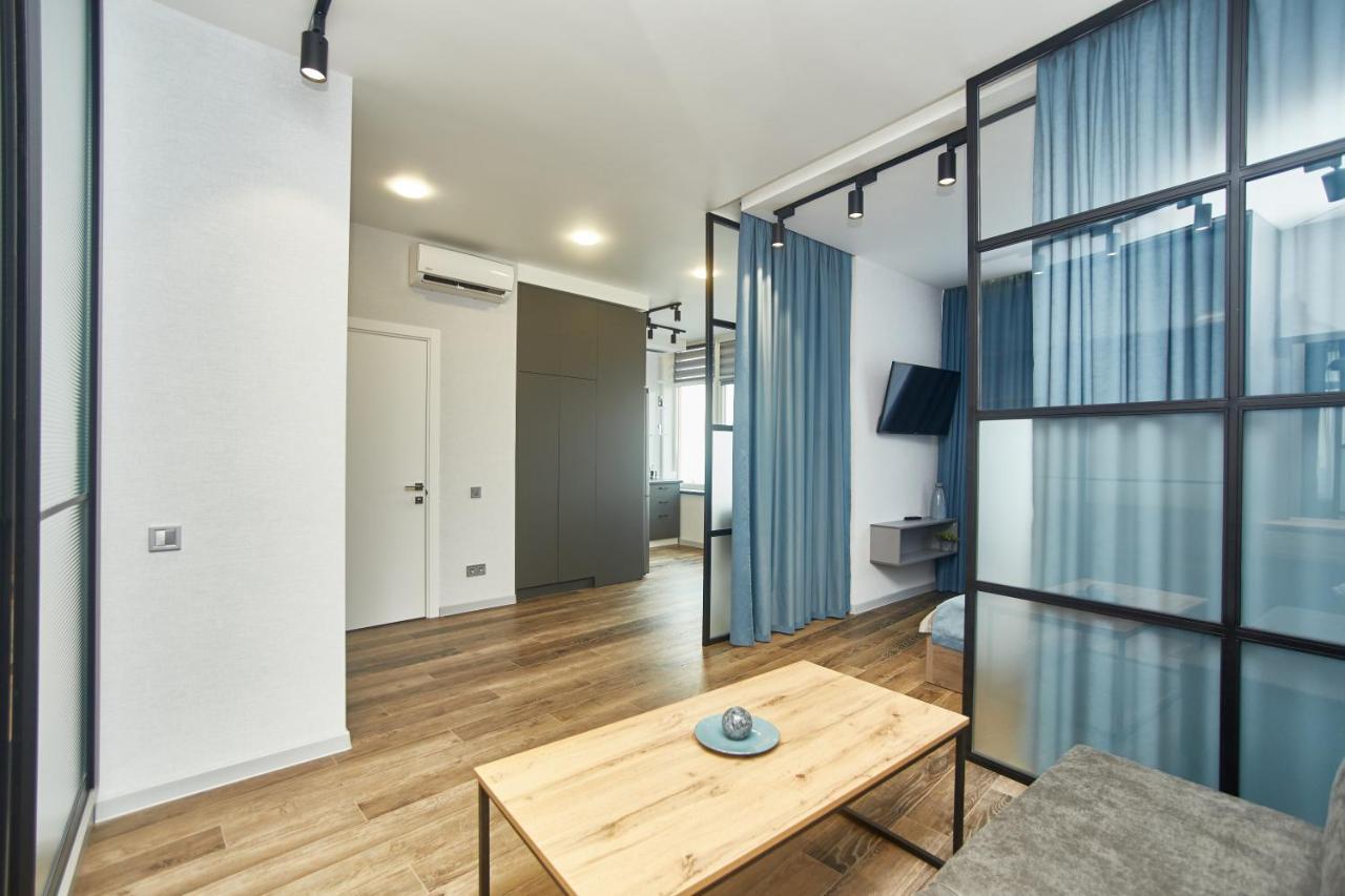 Board Apart Hotel Odesa Exterior photo