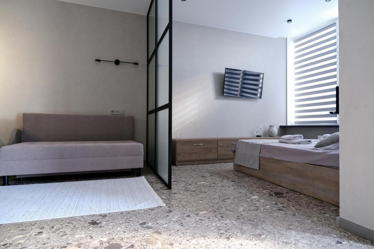 Board Apart Hotel Odesa Exterior photo